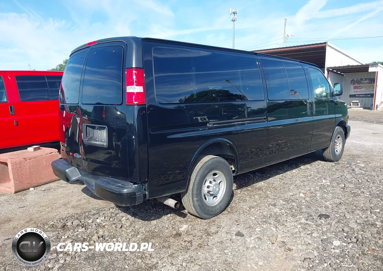 2020 Chevrolet Express Passenger Rwd 3500 Extended Wheelbase Ls VIN:1GAZGNFG7L1254266 - 4