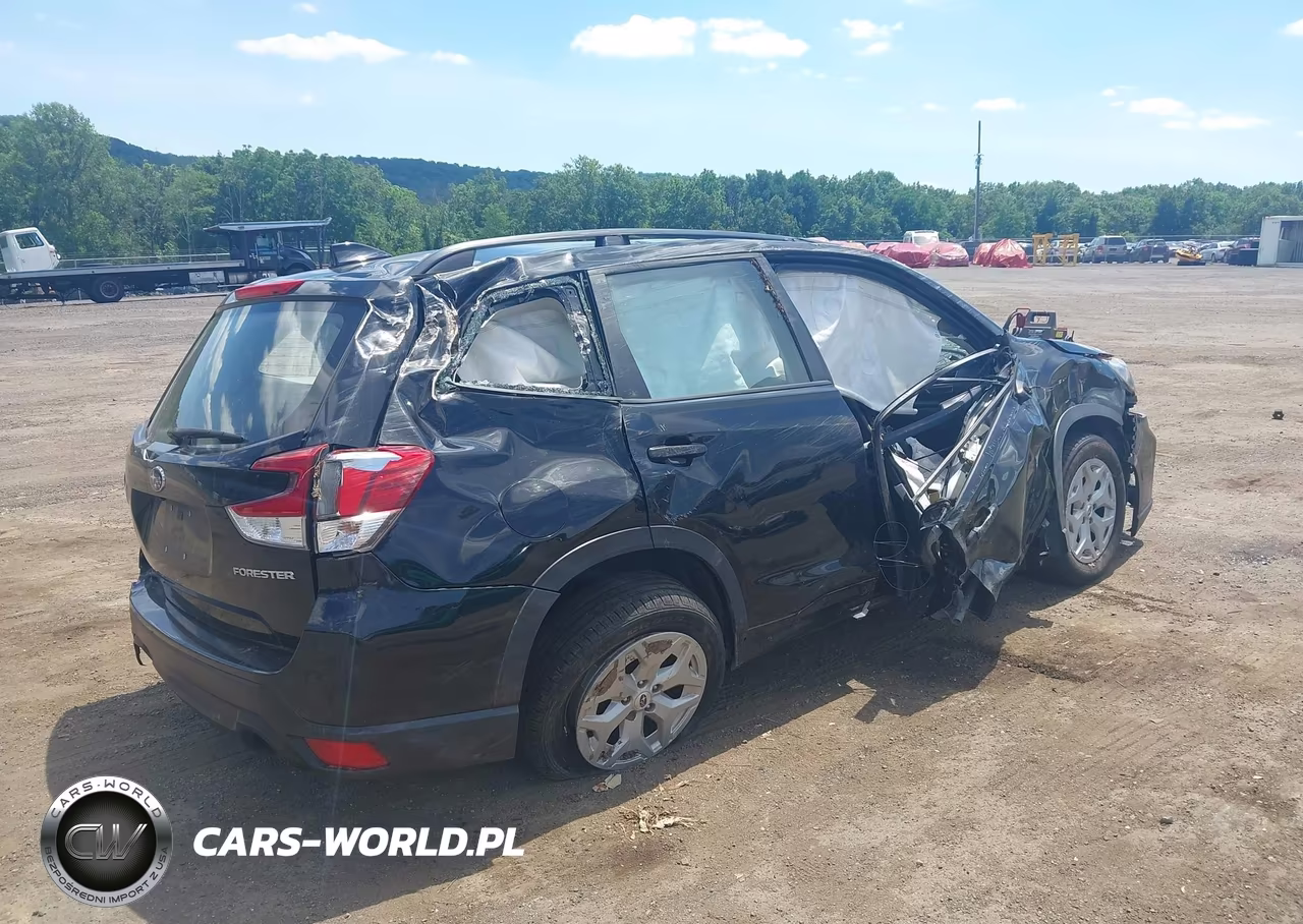2020 Subaru Forester VIN:JF2SKADC0LH411113 - 4