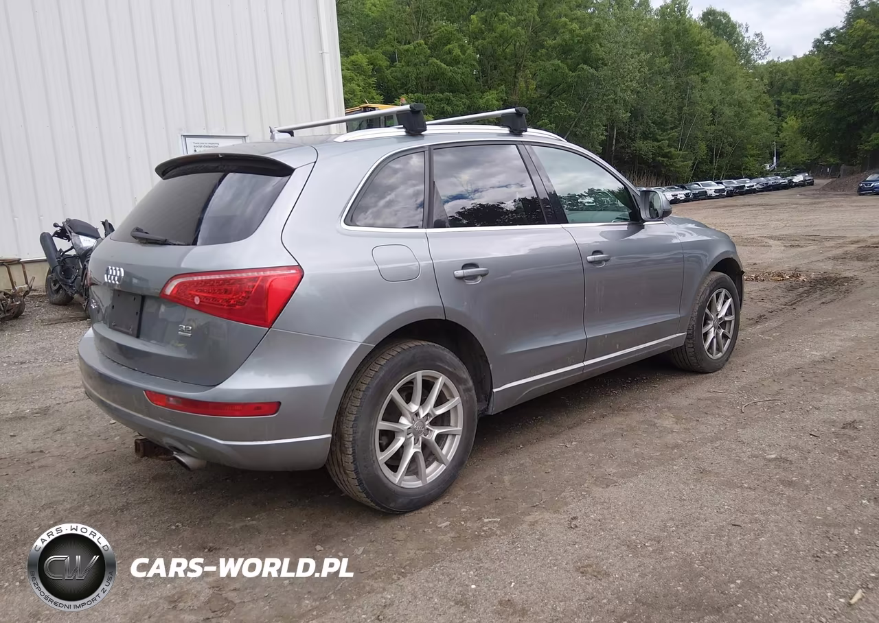 2010 Audi Q5 3.2 Premium VIN:WA1CKAFP7AA044536 - 4