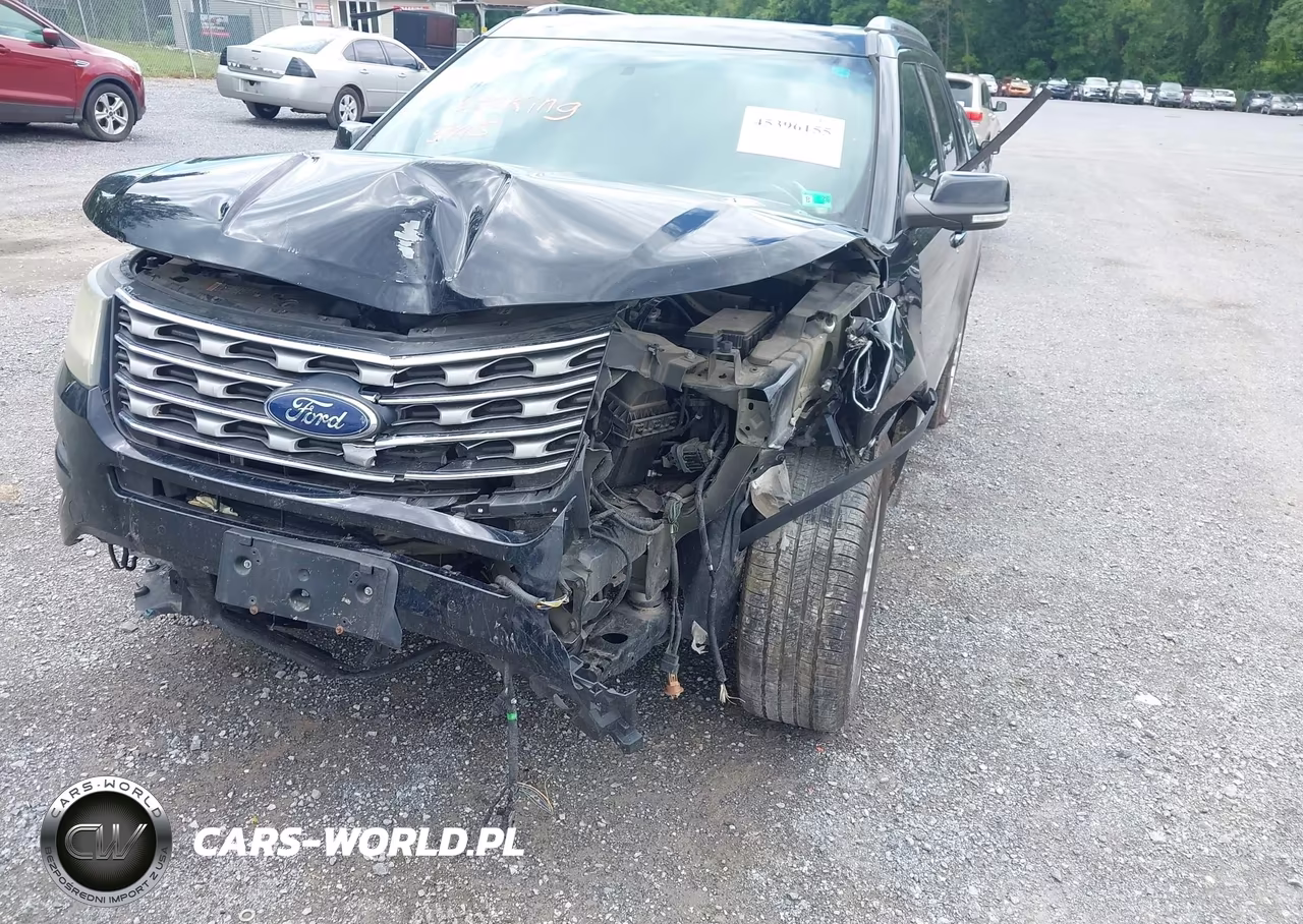 2017 Ford Explorer Xlt VIN:1FM5K8D87HGB27387 - 6