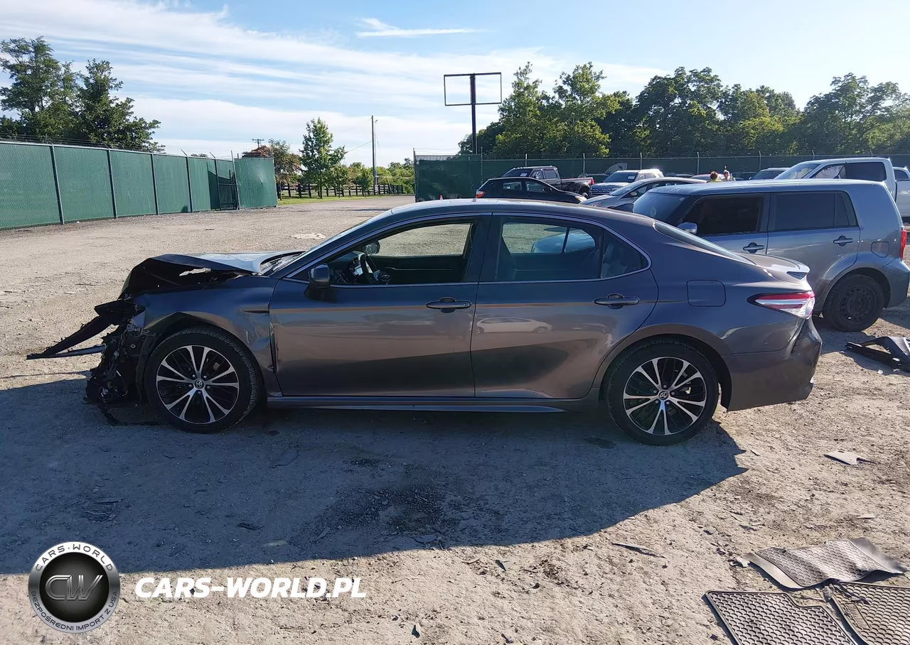 2020 Toyota Camry Se VIN:4T1G11AK1LU366060 - 15