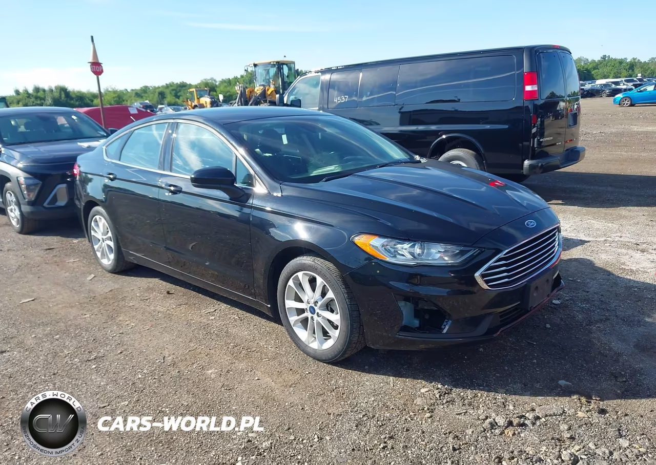 2020 Ford Fusion Hybrid Se – zdjęcie 1 z 16