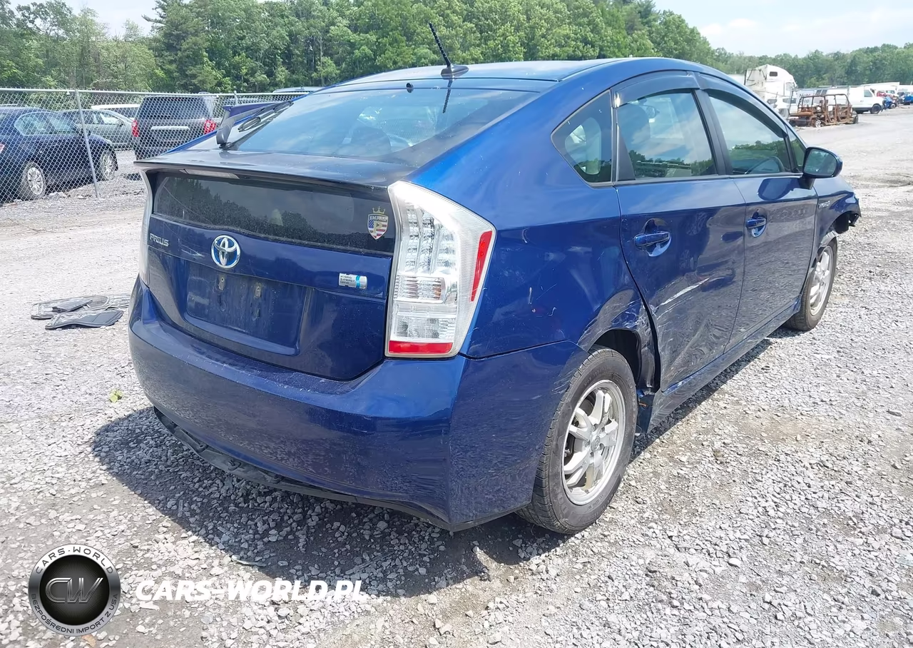2010 Toyota Prius Iii VIN:JTDKN3DU2A5186816 - 4