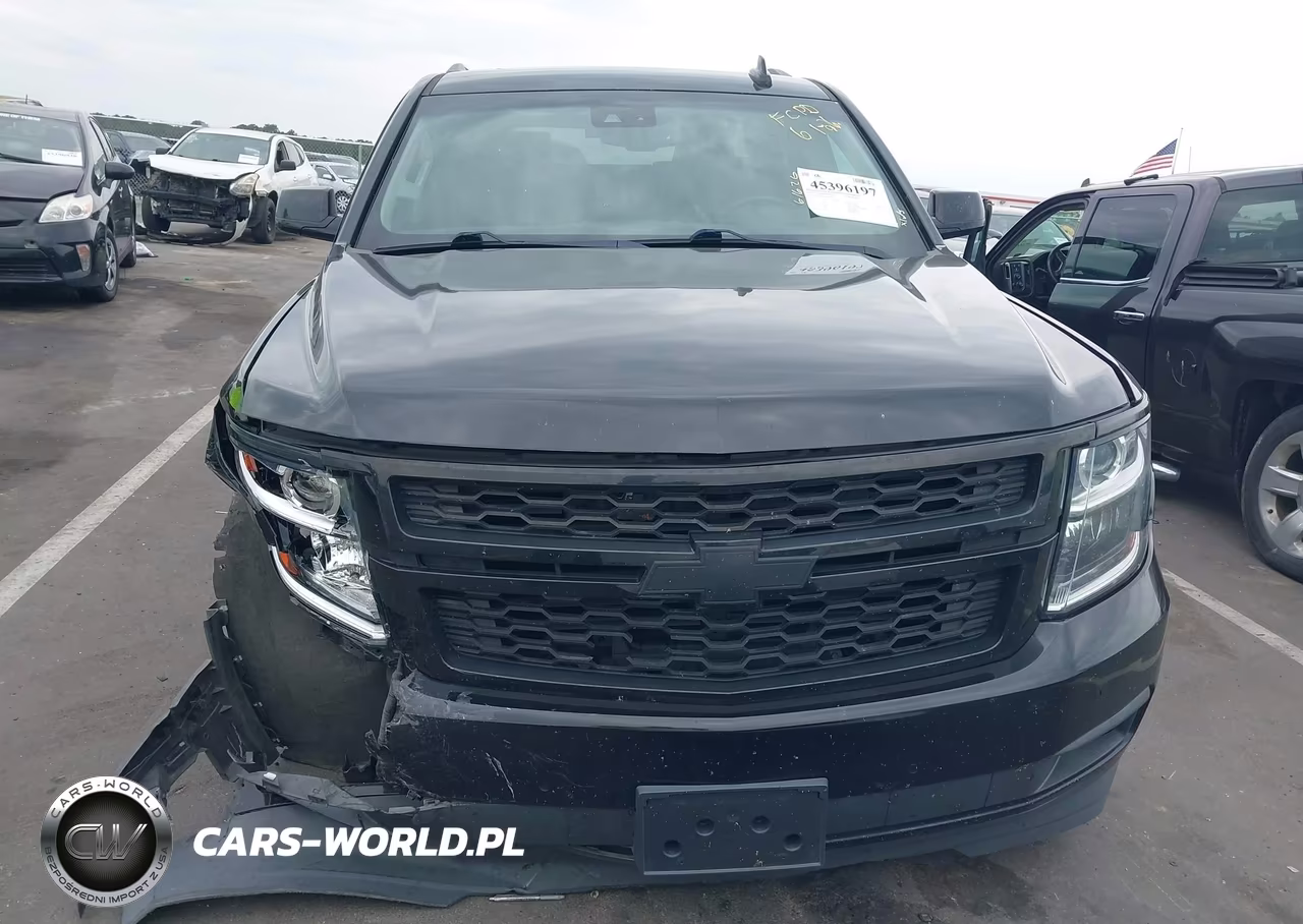 2018 Chevrolet Suburban Lt VIN:1GNSCHKCXJR379289 - 12