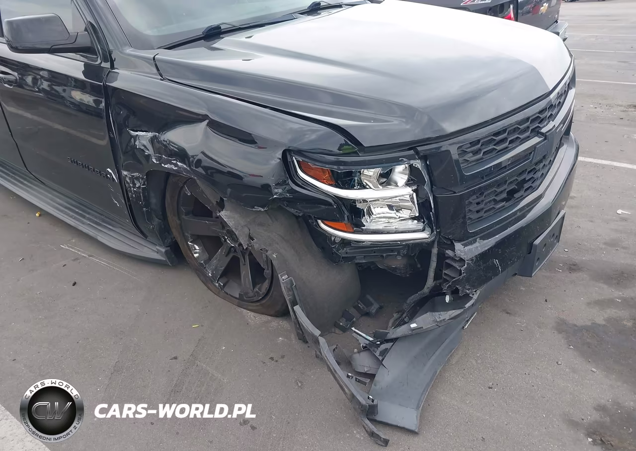 2018 Chevrolet Suburban Lt VIN:1GNSCHKCXJR379289 - 6