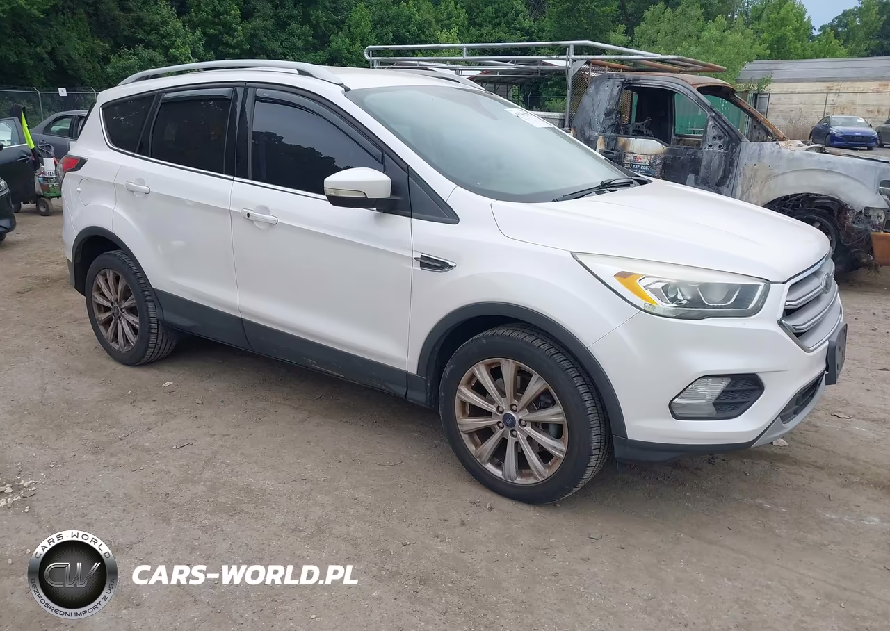 2017 Ford Escape Titanium – zdjęcie 1 z 20