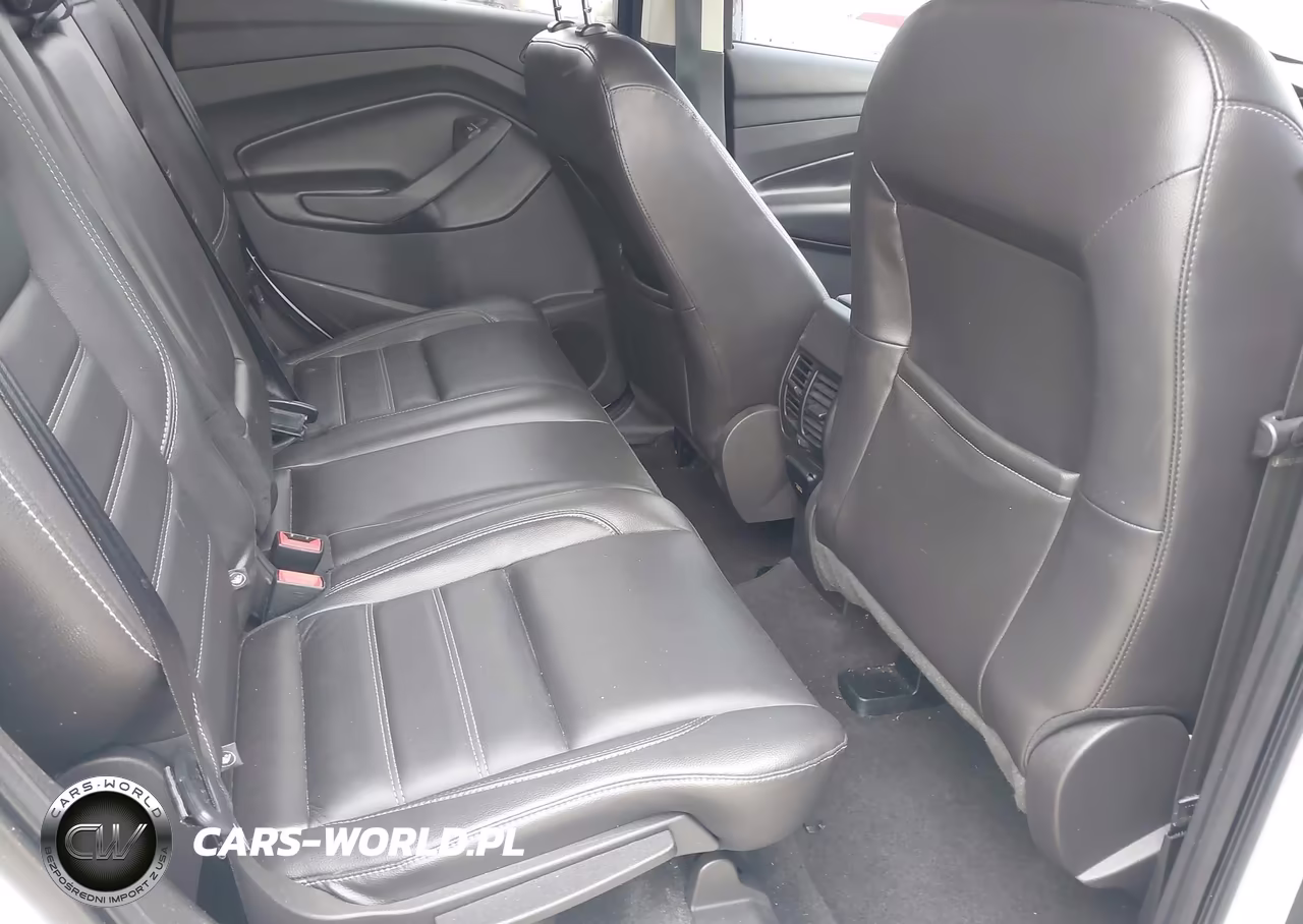 2017 Ford Escape Titanium VIN:1FMCU9J90HUA02155 - 8