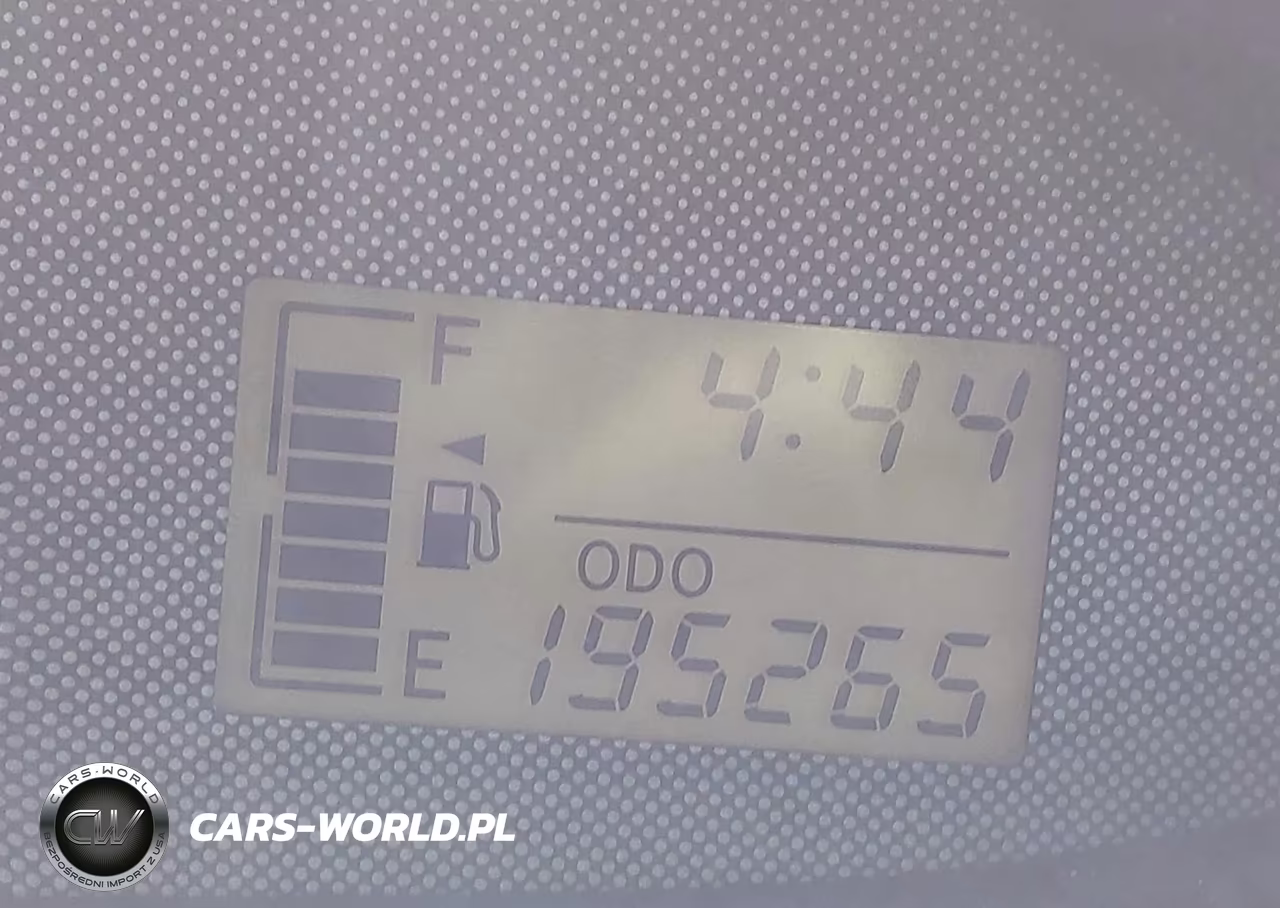 2008 Toyota Yaris VIN:JTDBT923X81289969 - 15