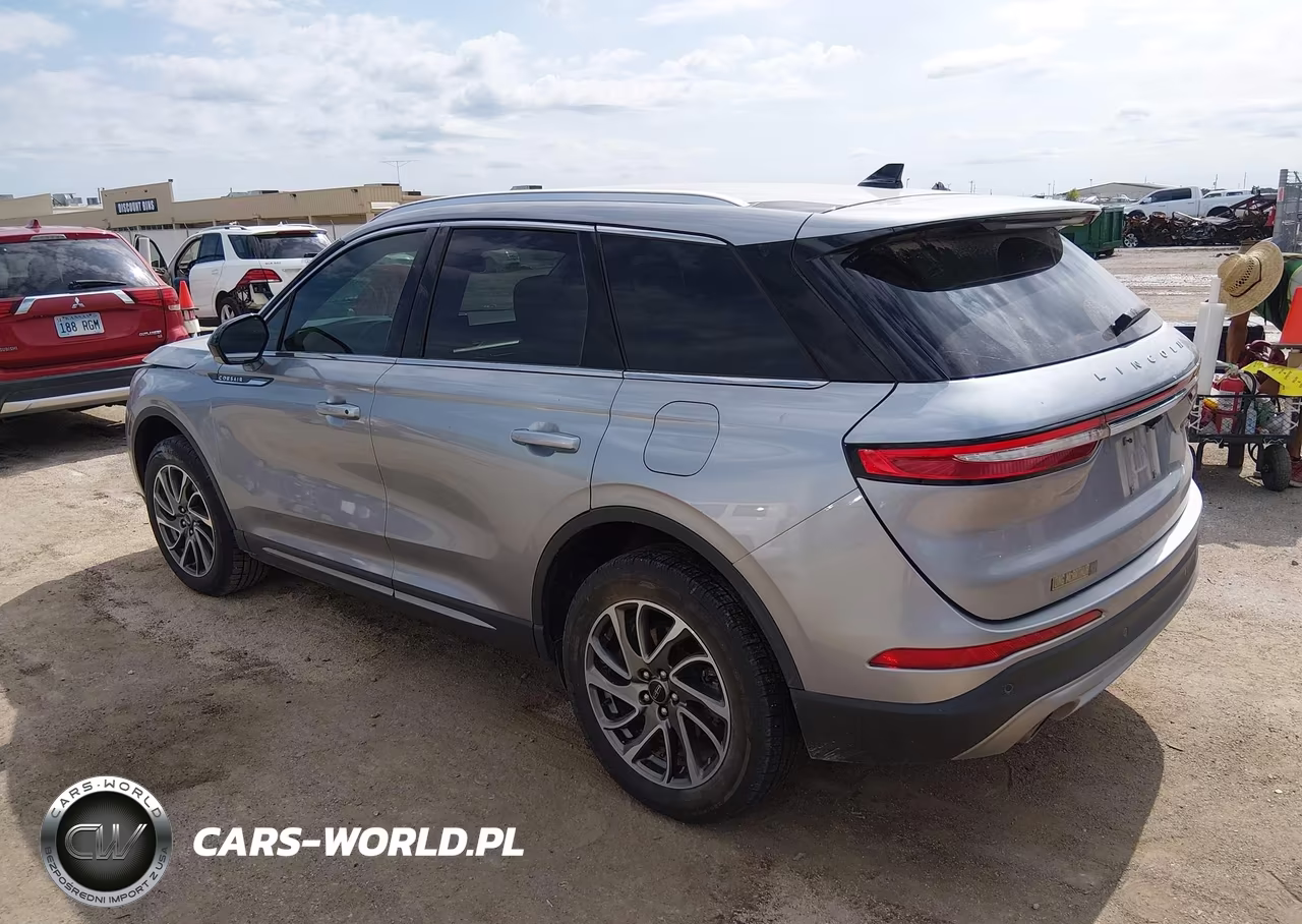 2021 Lincoln Corsair Standard VIN:5LMCJ1D93MUL16508 - 3