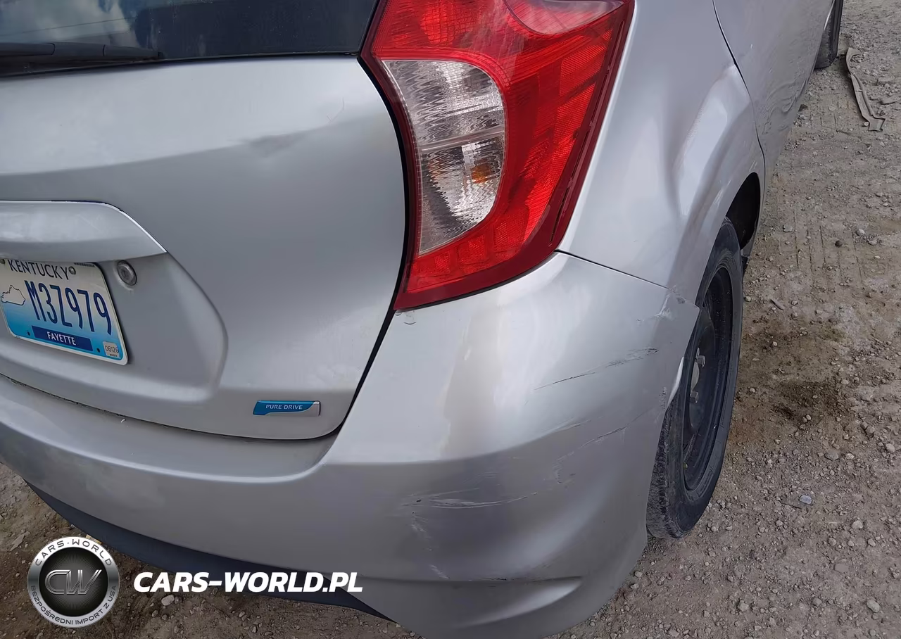 2017 Nissan Versa Note S Plus VIN:3N1CE2CP5HL375905 - 17