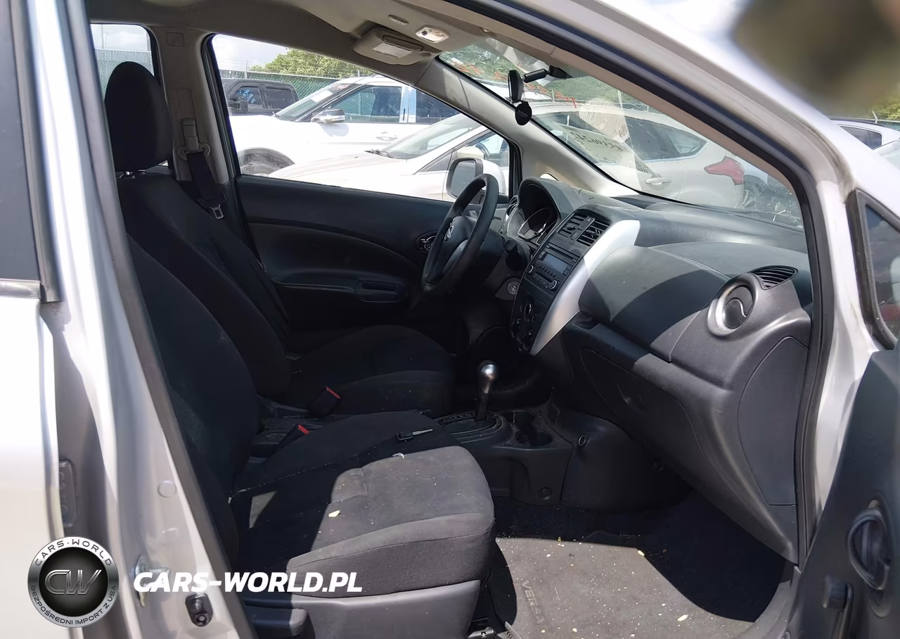 2017 Nissan Versa Note S Plus VIN:3N1CE2CP5HL375905 - 5