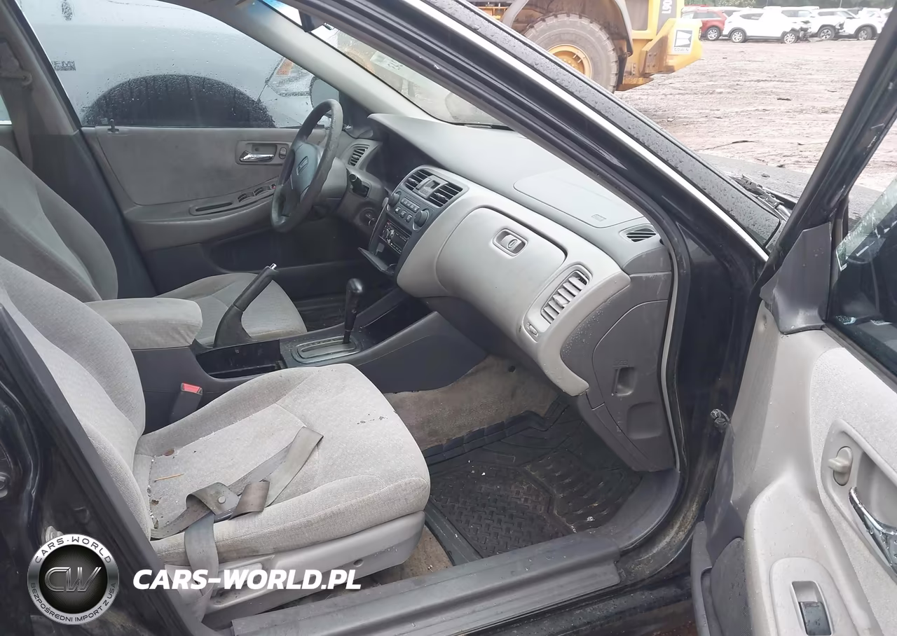2002 Honda Accord 2.3 Lx VIN:3HGCG56482G704284 - 5