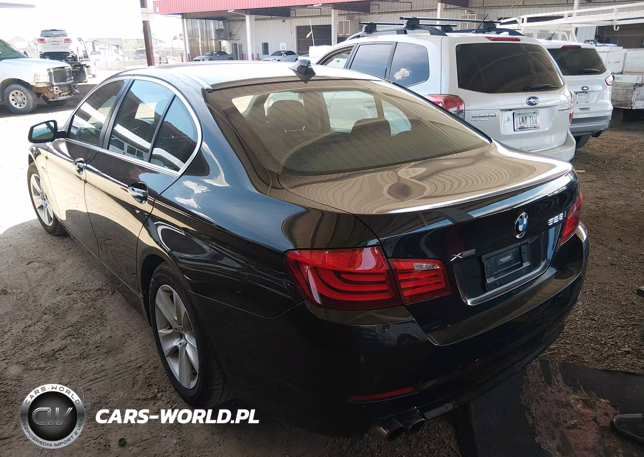 2013 BMW 528I xDrive VIN:WBAXH5C58DD109958 - 3