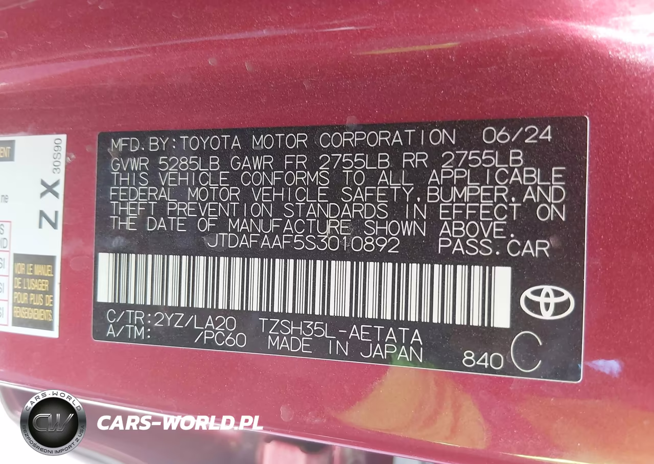 2025 Toyota Crown Platinum VIN:JTDAFAAF5S3010892 - 9