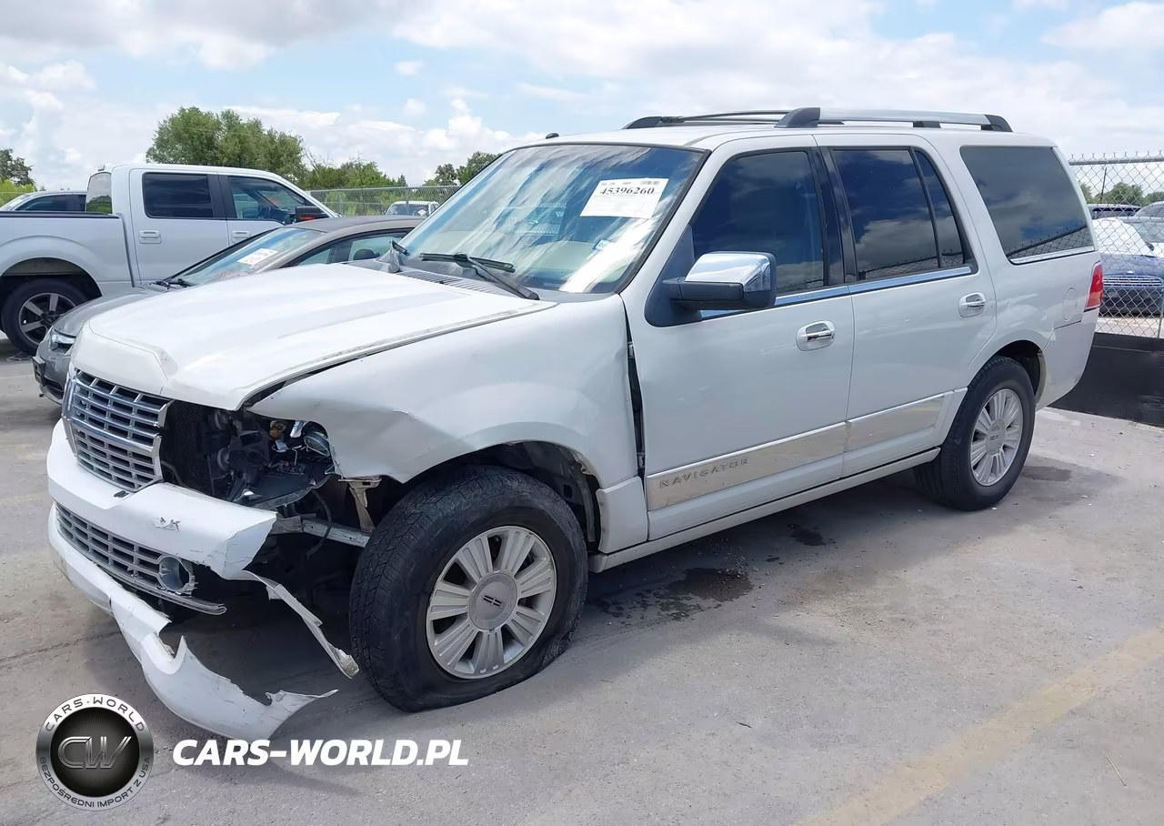 2008 Lincoln Navigator VIN:5LMFU275X8LJ10147 - 2