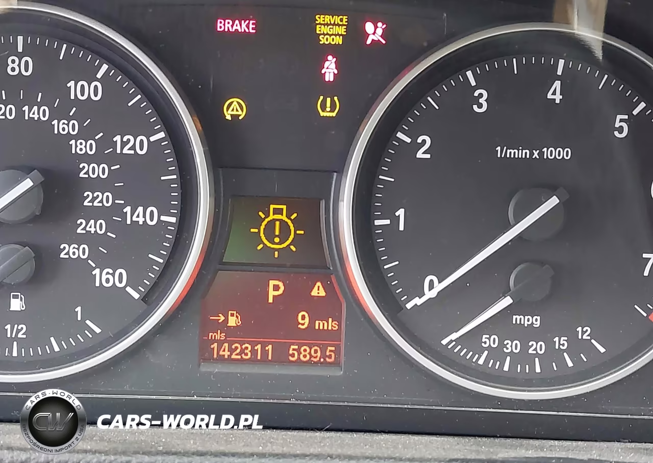 2011 BMW 328I VIN:WBAPH7G58BNM58714 - 16