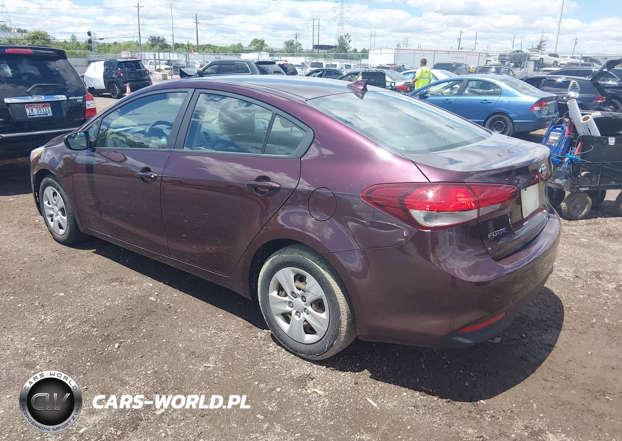 2018 Kia Forte Lx VIN:3KPFK4A77JE188208 - 3