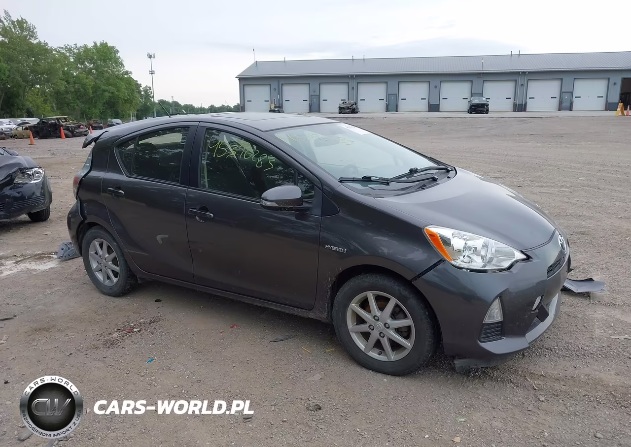 2014 Toyota Prius C Three