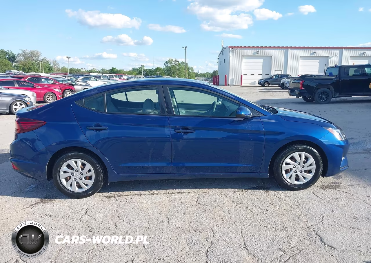 2020 Hyundai Elantra Se VIN:5NPD74LF9LH601516 - 17