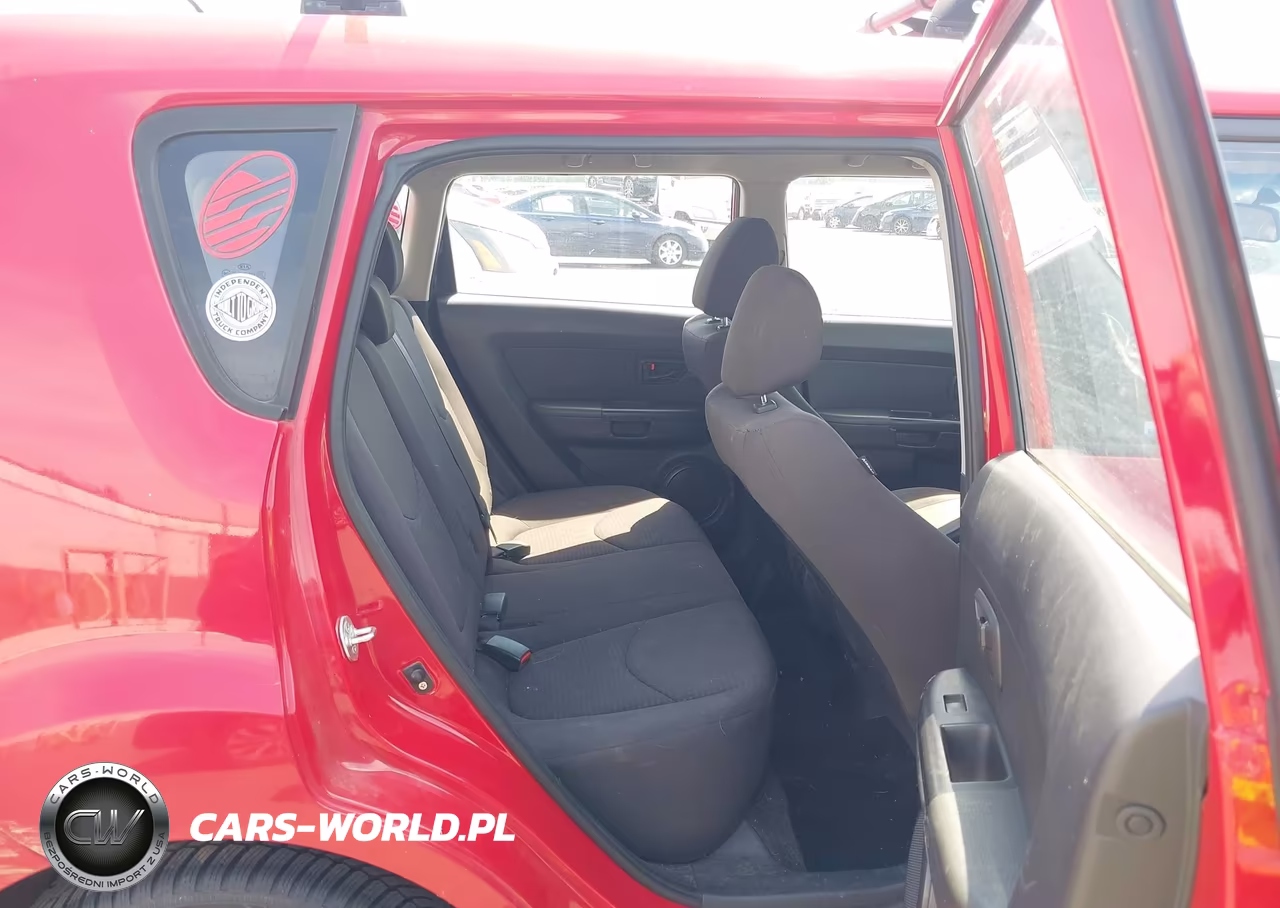 2013 Kia Soul VIN:KNDJT2A58D7553008 - 8
