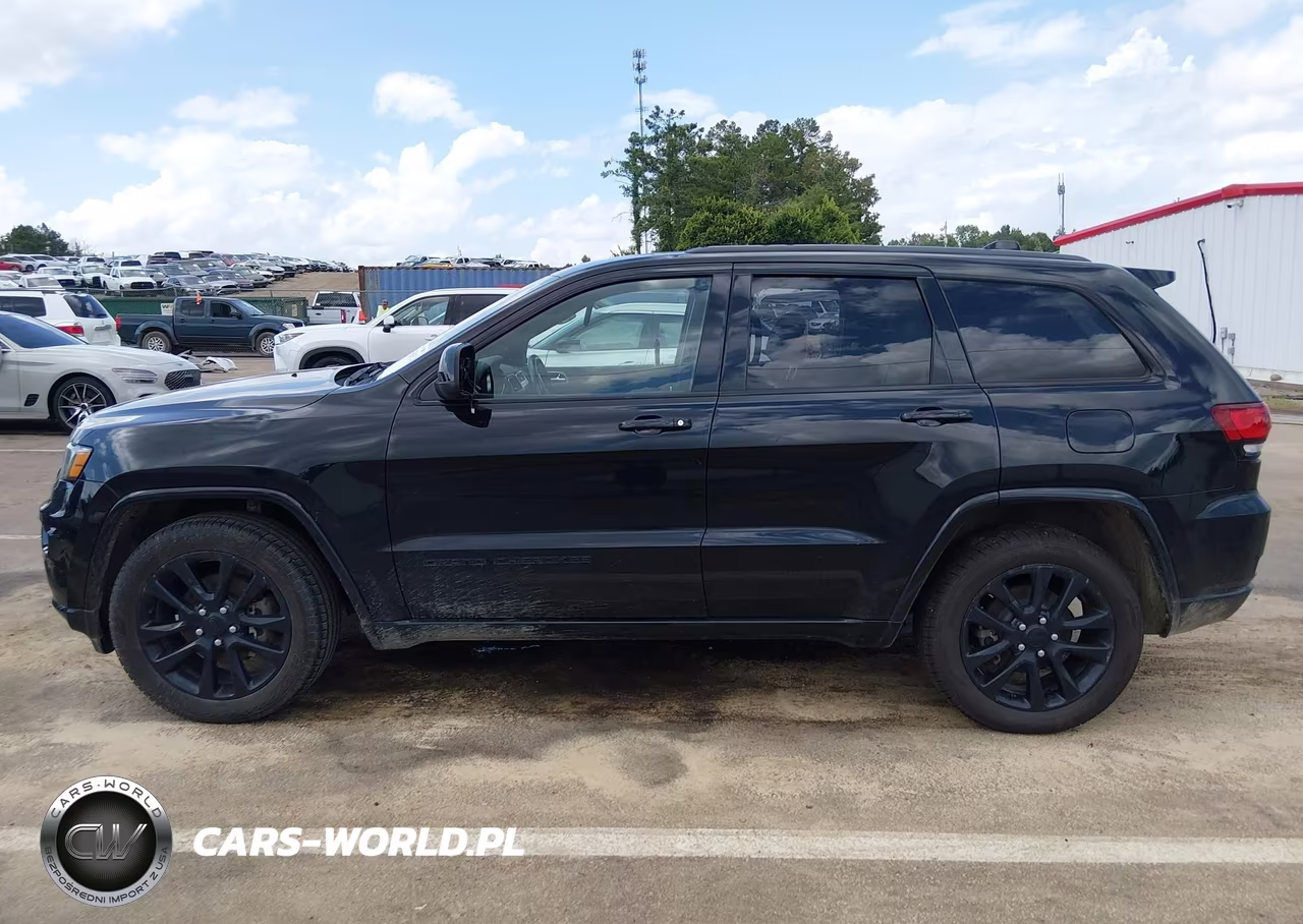 2020 Jeep Grand Cherokee Altitude 4X2 VIN:1C4RJEAG1LC256762 - 14