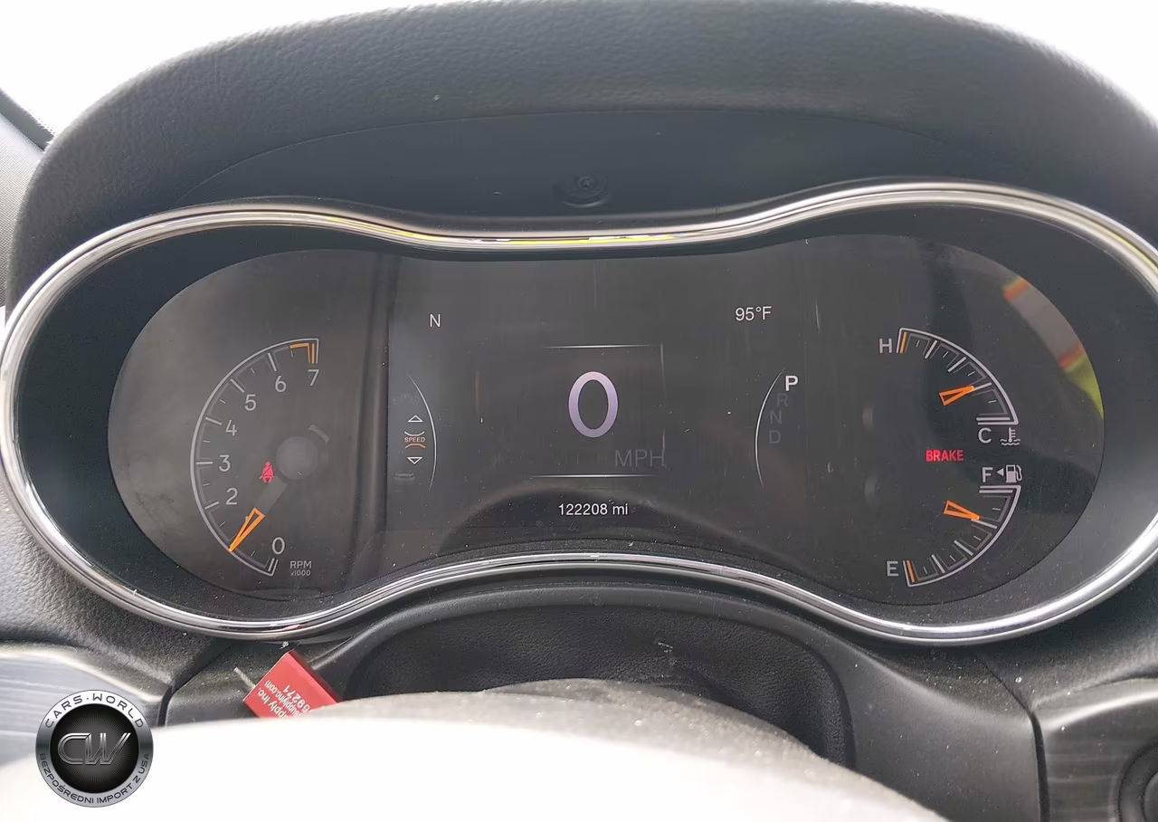 2020 Jeep Grand Cherokee Altitude 4X2 VIN:1C4RJEAG1LC256762 - 7