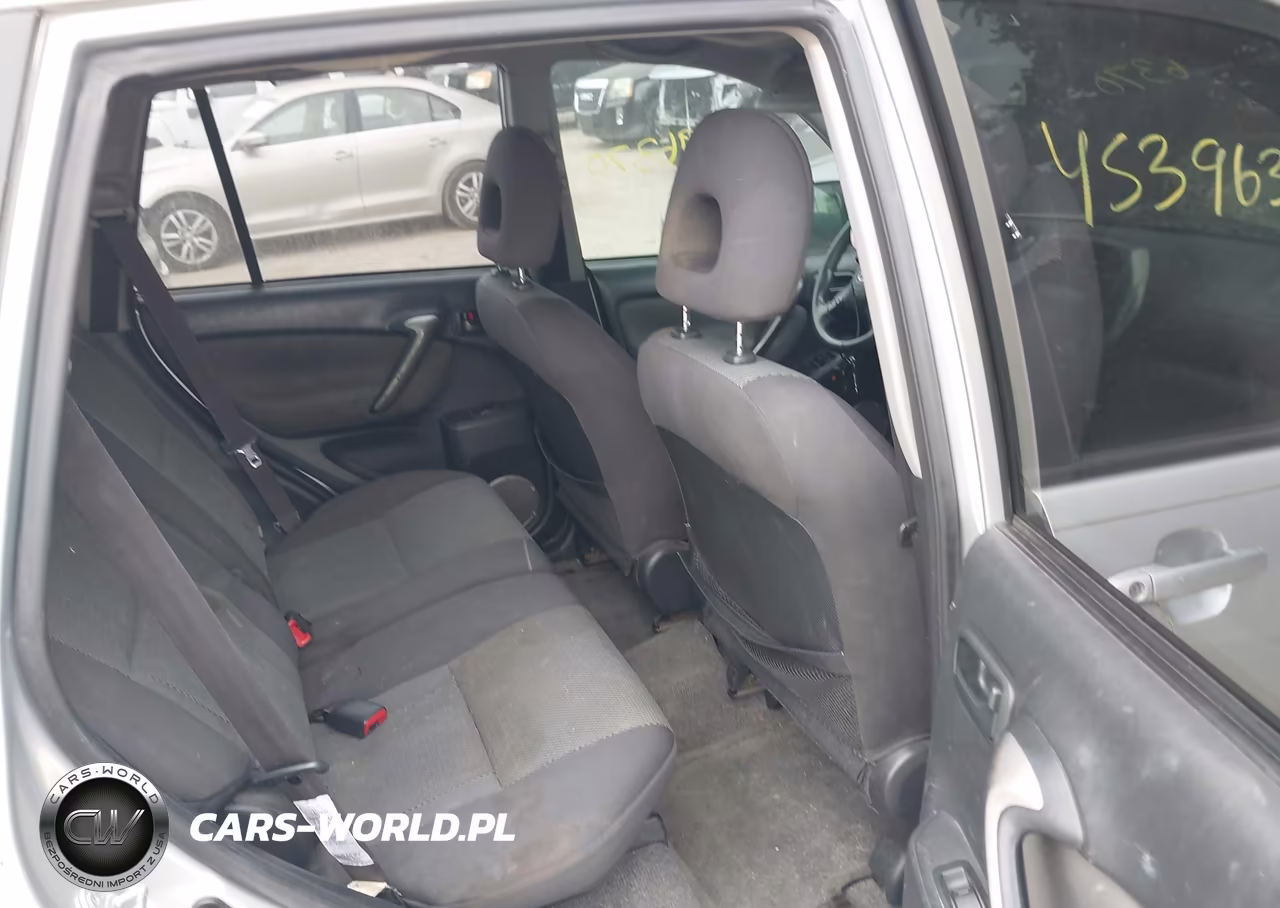 2005 Toyota Rav4 VIN:JTEGD20V650068915 - 8