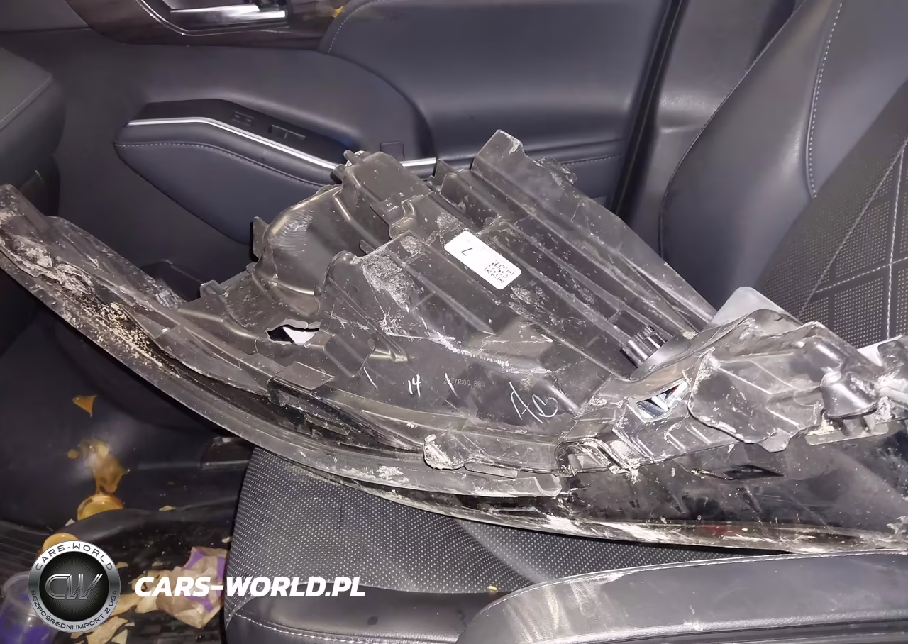 2022 Toyota Highlander Platinum VIN:5TDFZRBH3NS210863 - 12