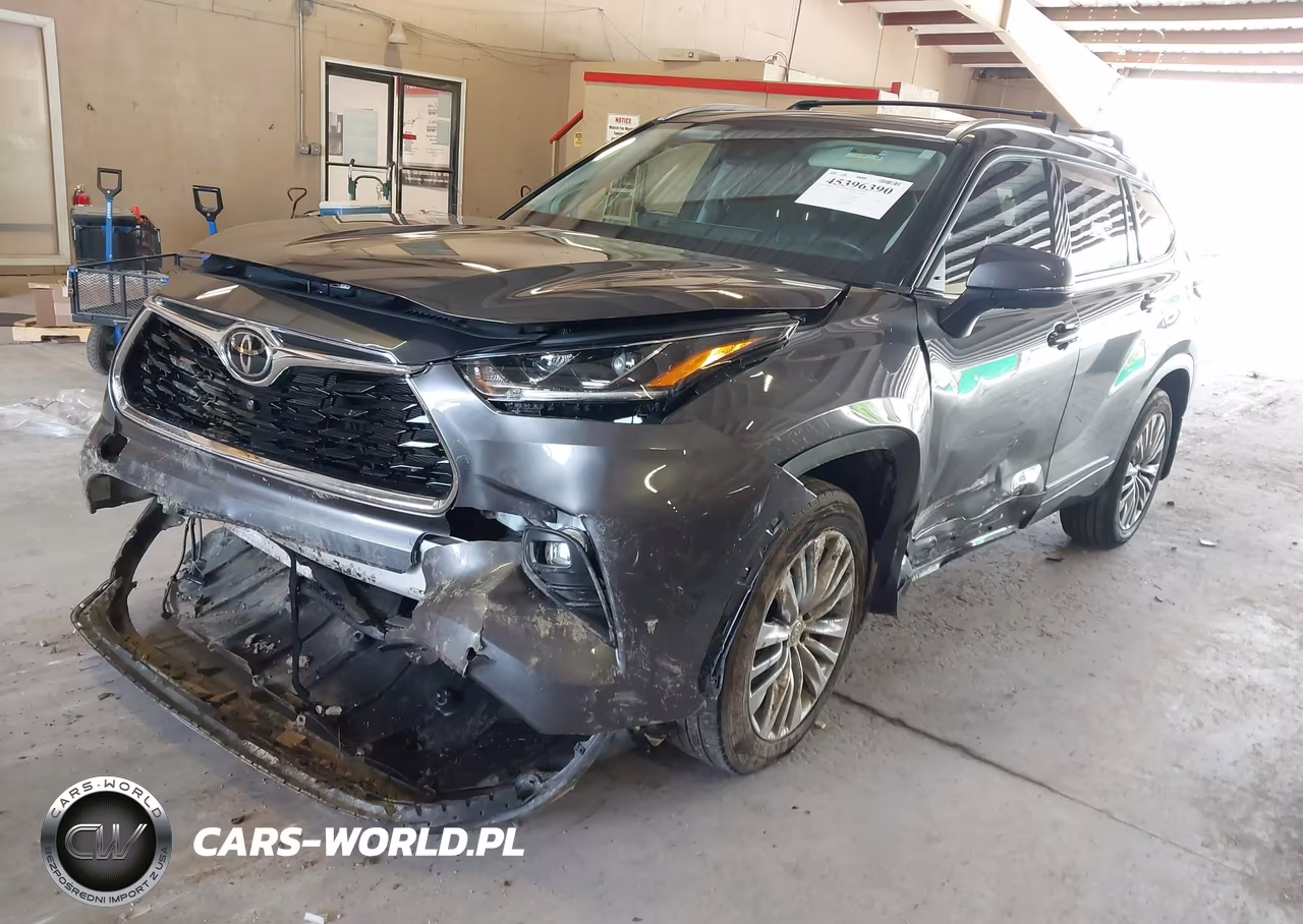 2022 Toyota Highlander Platinum VIN:5TDFZRBH3NS210863 - 2