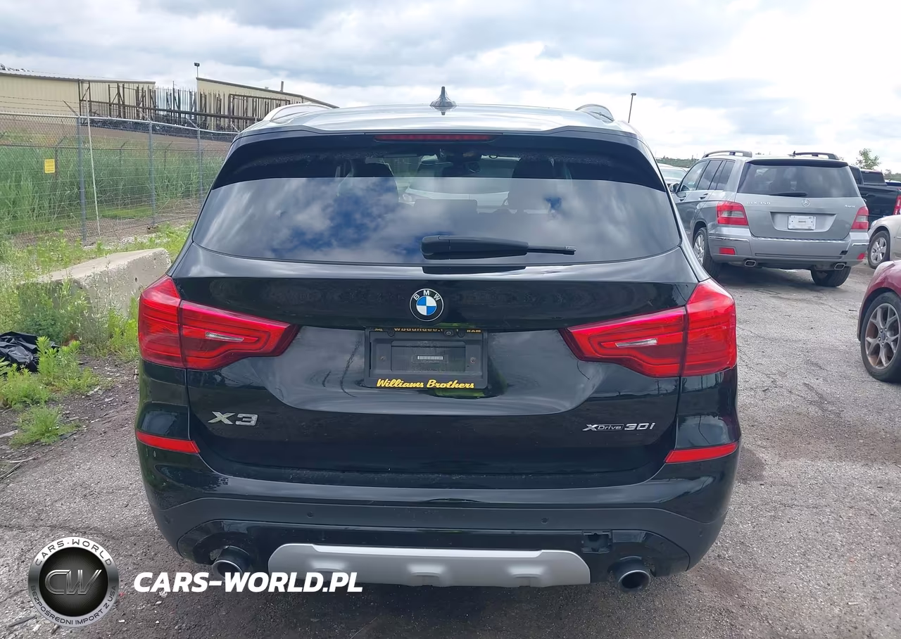 2019 BMW X3 xDrive30I VIN:5UXTR9C5XKLD92129 - 16