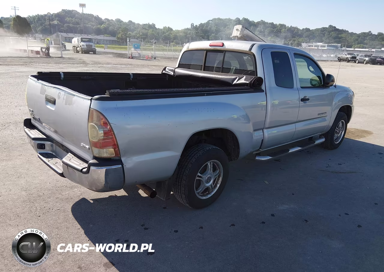 2008 Toyota Tacoma VIN:5TETX22N68Z592044 - 4