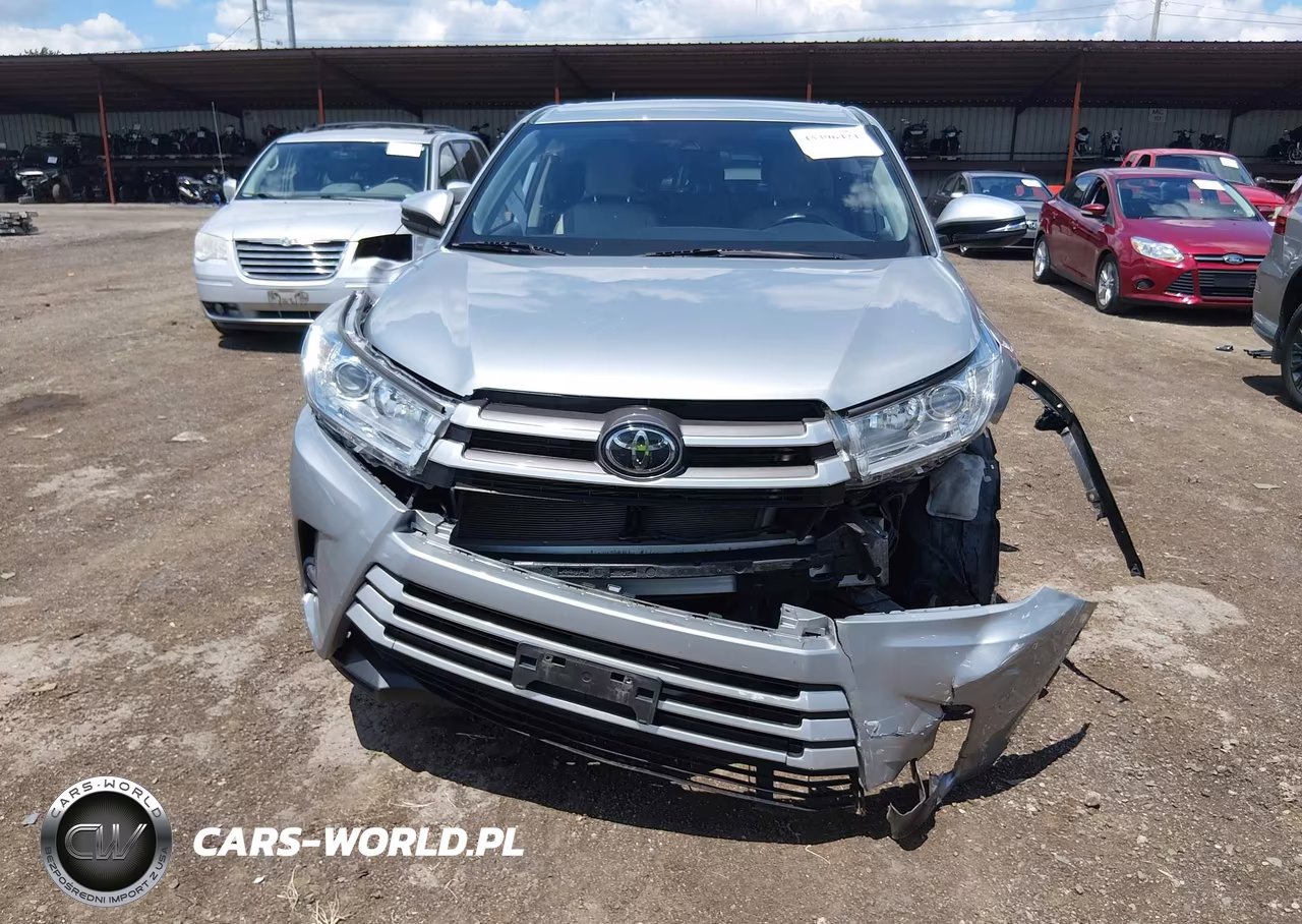 2018 Toyota Highlander Le Plus VIN:5TDZZRFH6JS279368 - 6