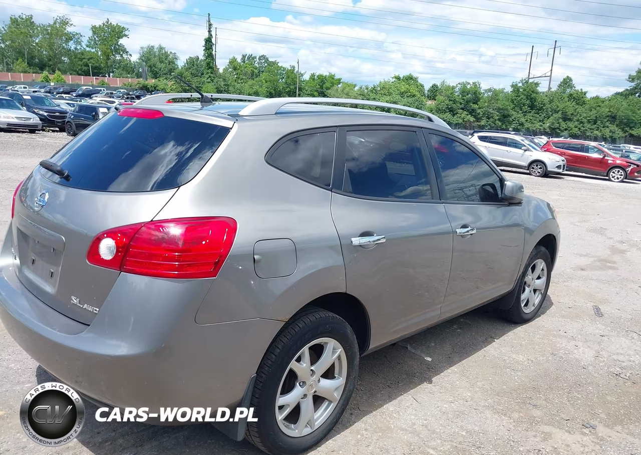2010 Nissan Rogue Sl VIN:JN8AS5MV5AW612330 - 4