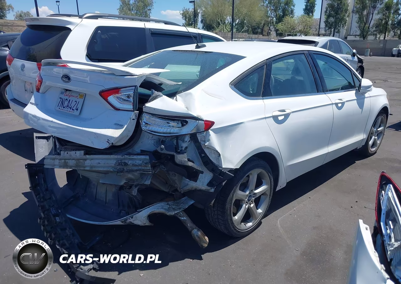 2015 Ford Fusion Se VIN:3FA6P0H76FR183815 - 4