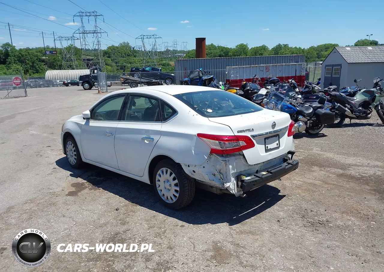 2015 Nissan Sentra S VIN:3N1AB7AP4FY373398 - 3