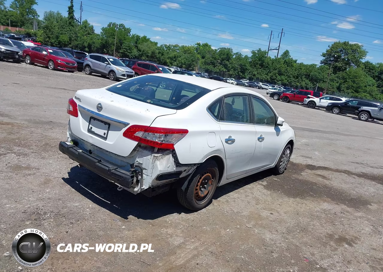 2015 Nissan Sentra S VIN:3N1AB7AP4FY373398 - 4