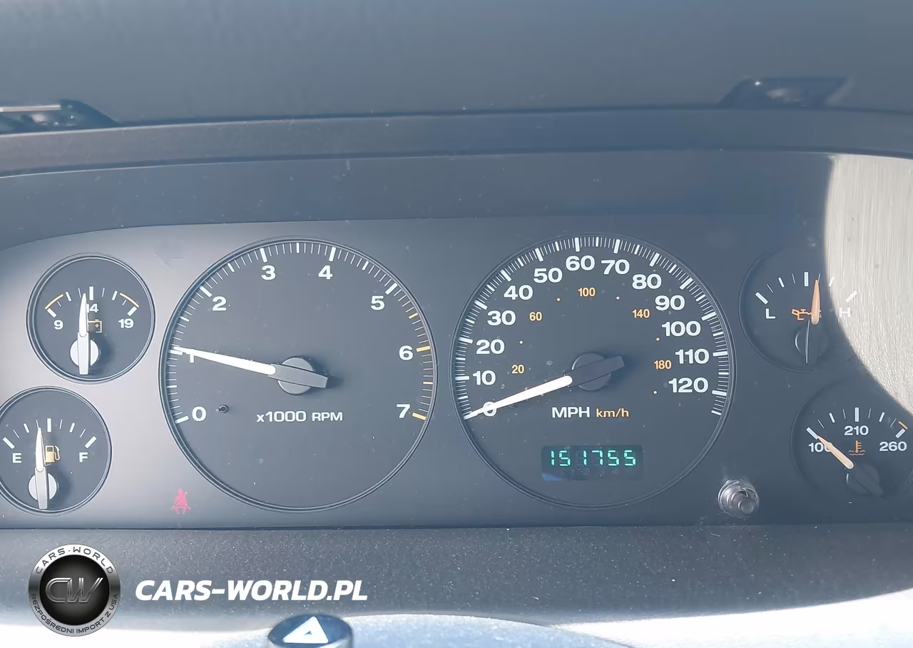 2003 Jeep Grand Cherokee Laredo VIN:1J4GW48S83C535066 - 7