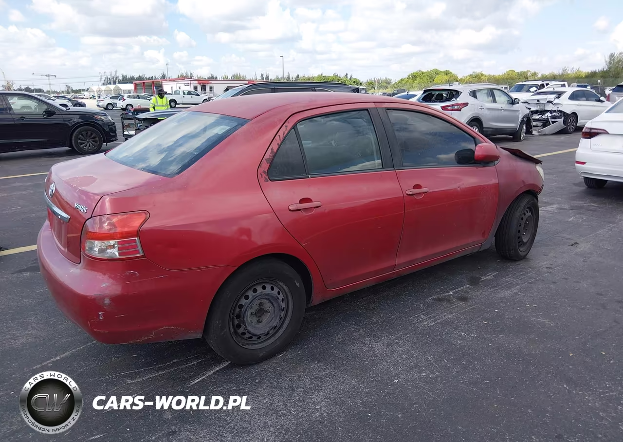 2007 Toyota Yaris VIN:JTDBT923X71099197 - 4