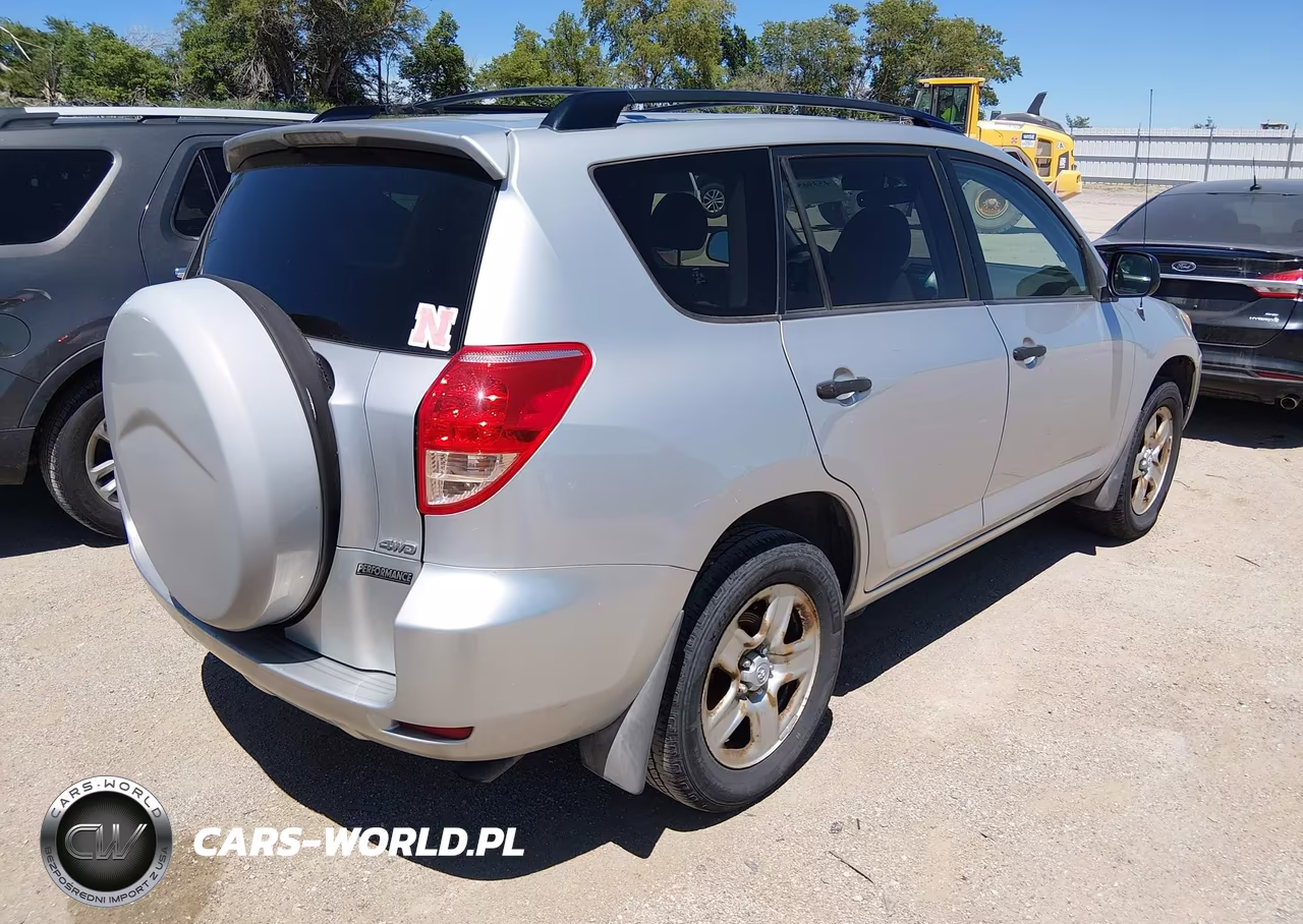 2007 Toyota Rav4 VIN:JTMBD33V676050852 - 4