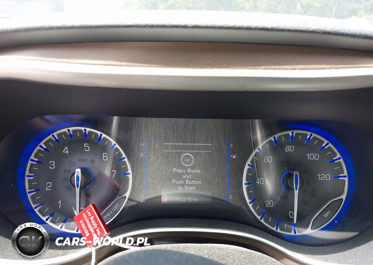 2018 Chrysler Pacifica Lx VIN:2C4RC1CG0JR117890 - 7