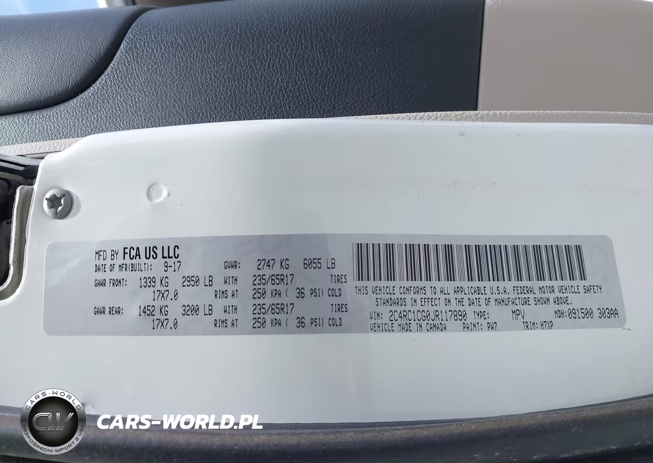 2018 Chrysler Pacifica Lx VIN:2C4RC1CG0JR117890 - 9
