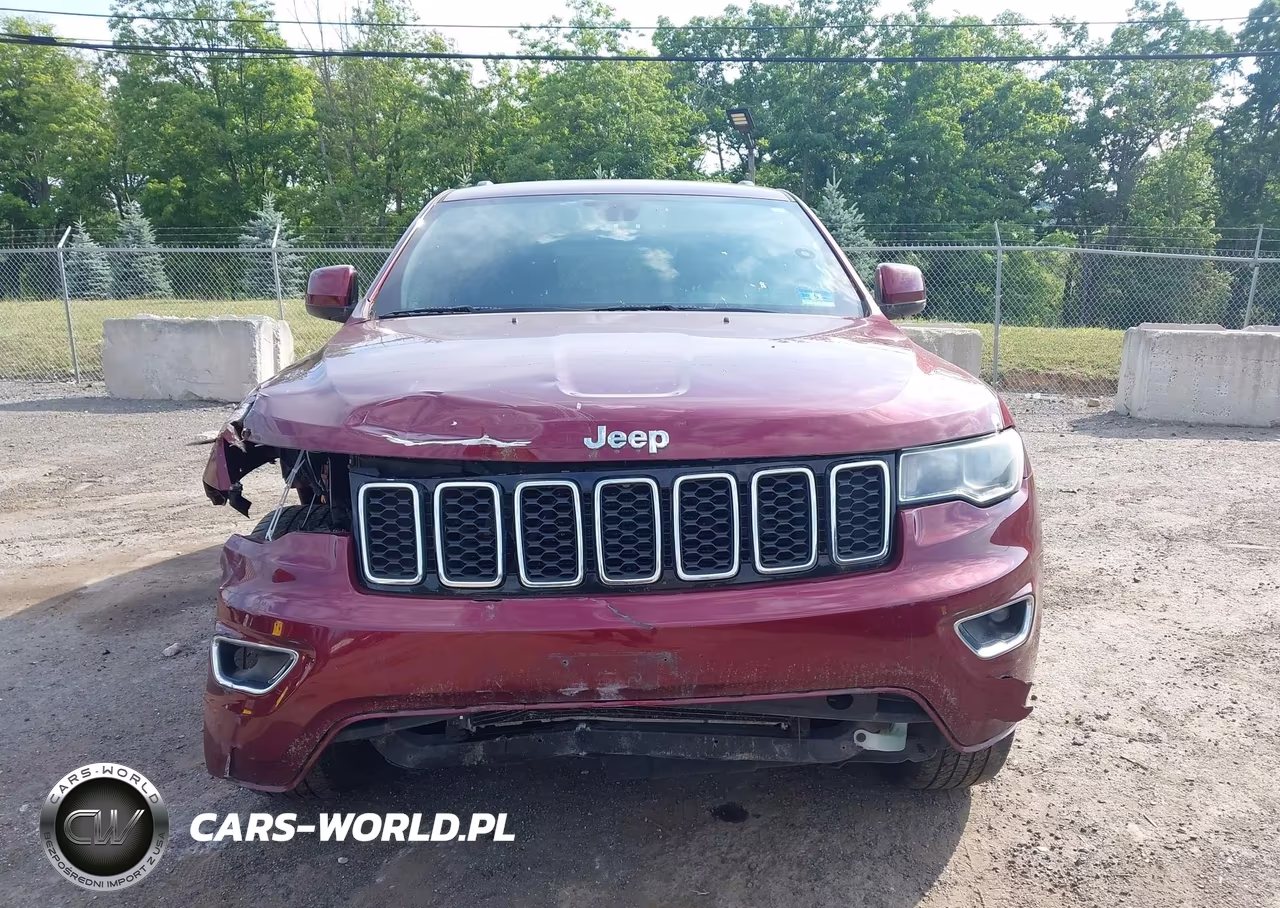 2018 Jeep Grand Cherokee Laredo E 4X4 VIN:1C4RJFAG0JC259154 - 12