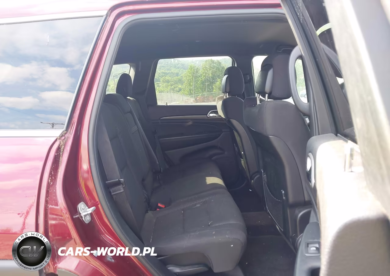 2018 Jeep Grand Cherokee Laredo E 4X4 VIN:1C4RJFAG0JC259154 - 8