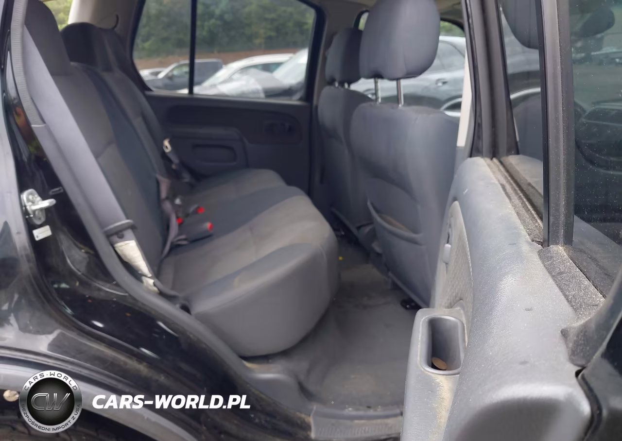 2003 Nissan Xterra Xe VIN:5N1ED28Y03C697877 - 8