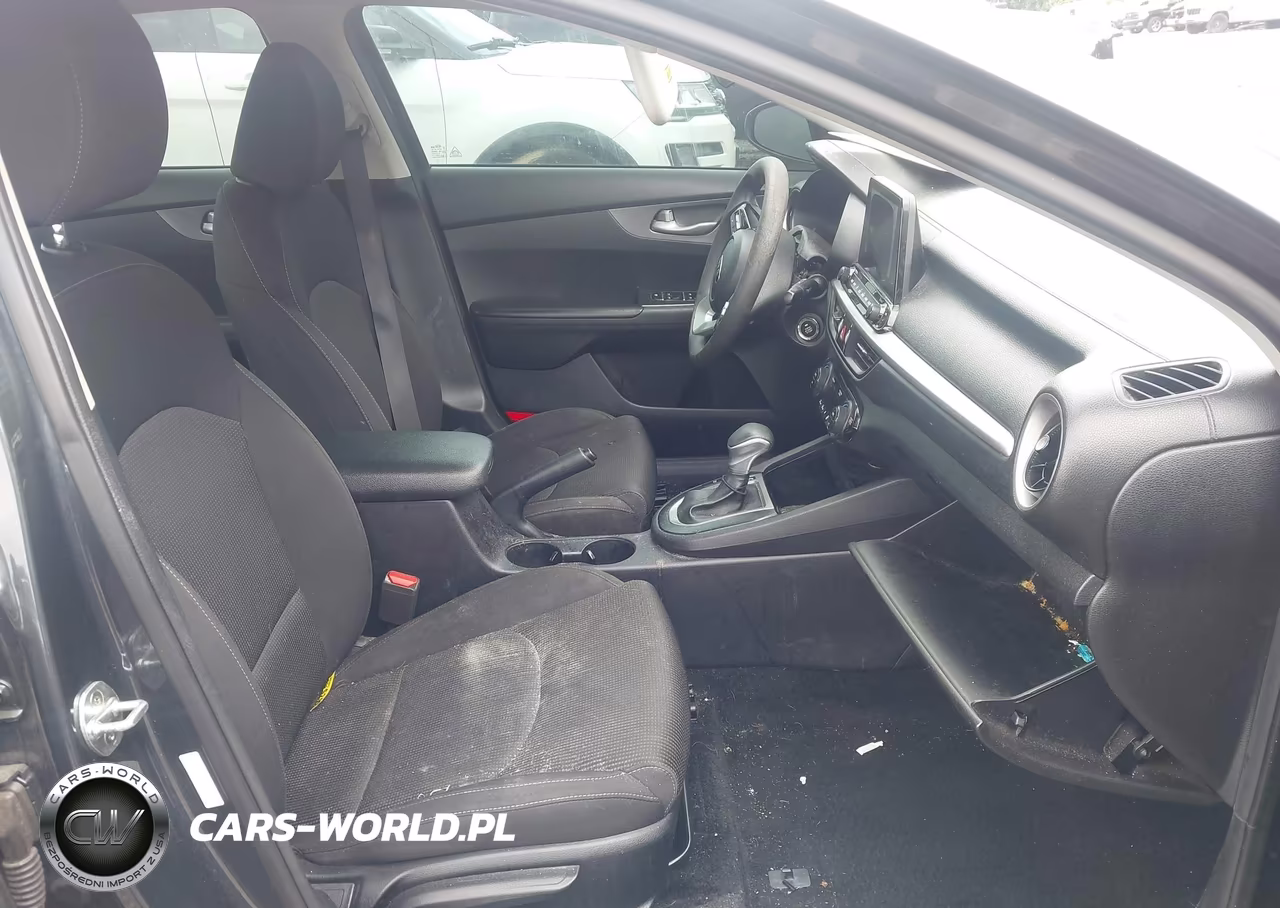 2019 Kia Forte Lxs VIN:3KPF24AD0KE041283 - 5