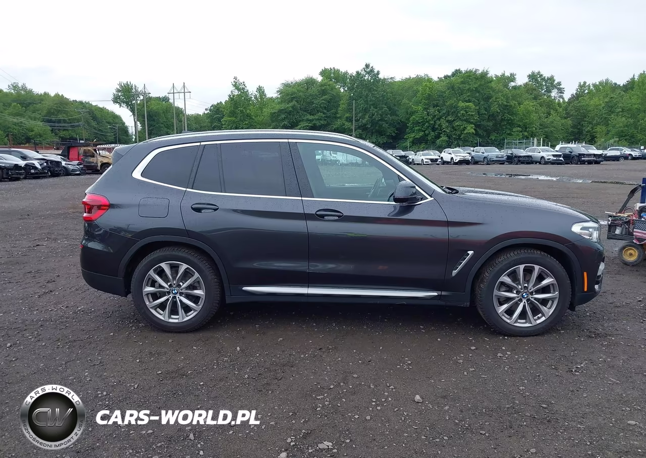 2018 BMW X3 xDrive30I VIN:5UXTR9C56JLD89937 - 13