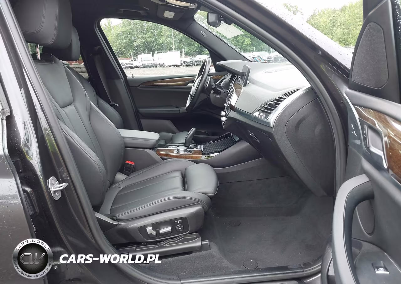 2018 BMW X3 xDrive30I VIN:5UXTR9C56JLD89937 - 5
