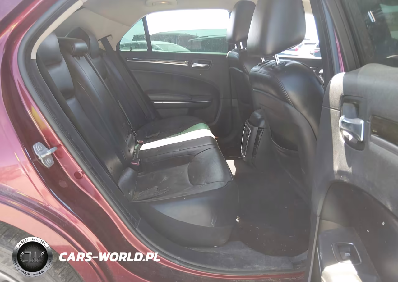 2018 Chrysler 300 Limited Awd VIN:2C3CCAKG9JH268390 - 8