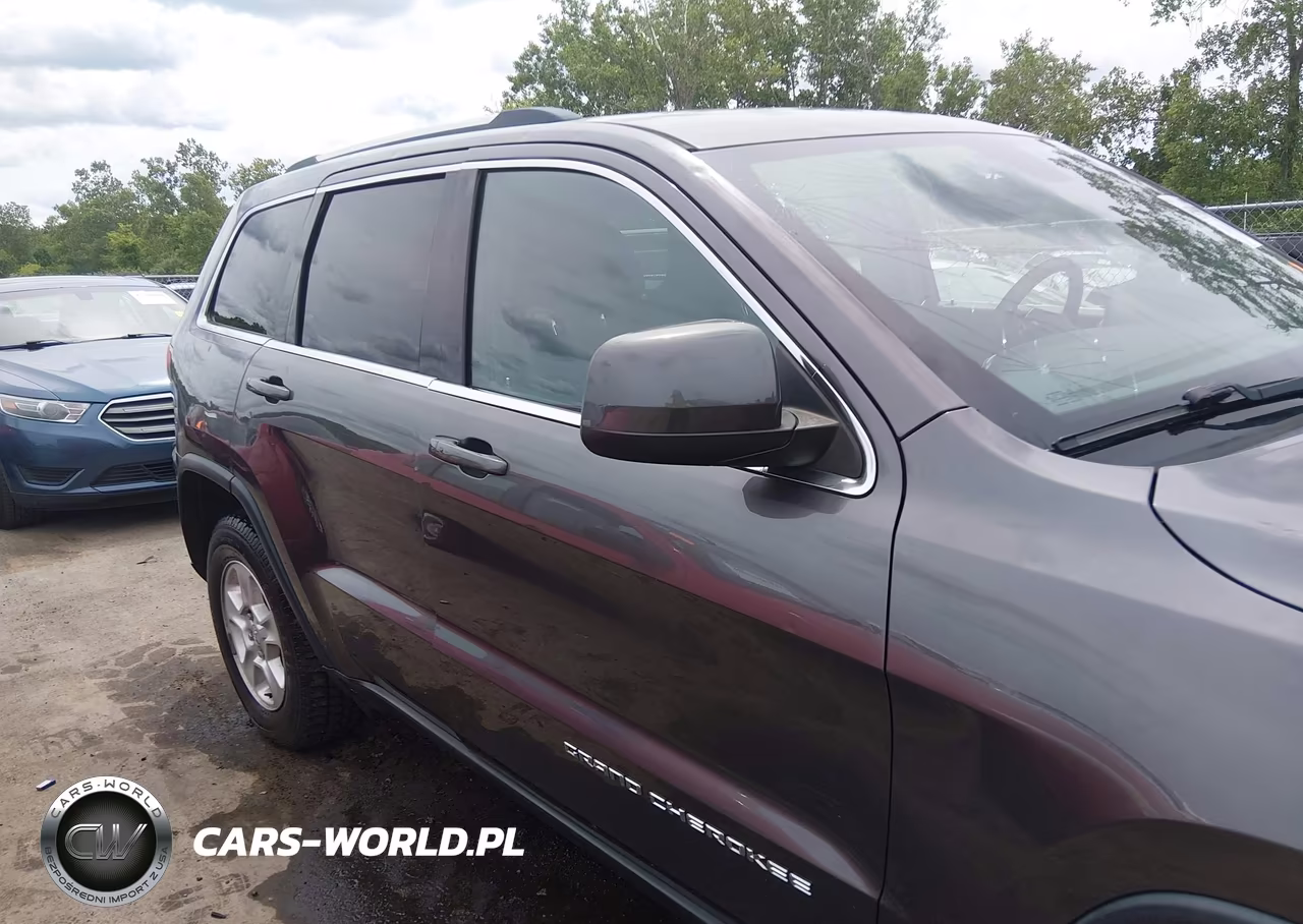 2015 Jeep Grand Cherokee Laredo VIN:1C4RJFAG1FC736391 - 13
