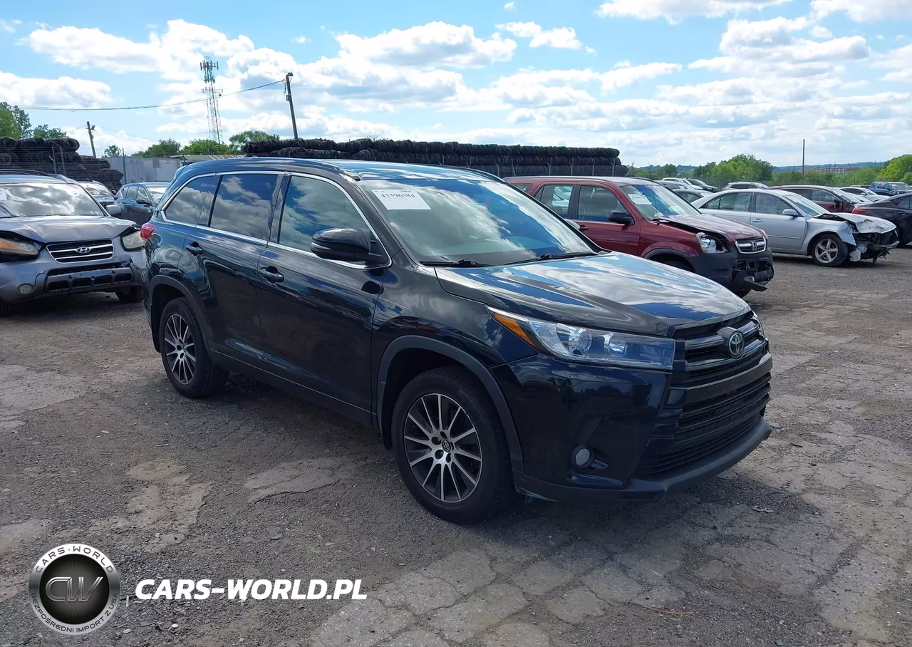 2017 Toyota Highlander Se – zdjęcie 1 z 21